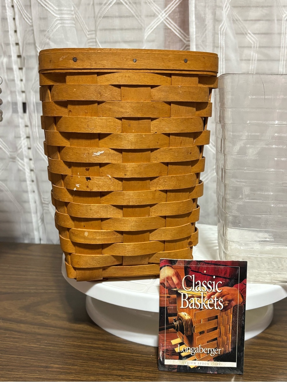 Longaberger vintage 2000 spoon or utensil basket. 8 h x 6 w x 4.5